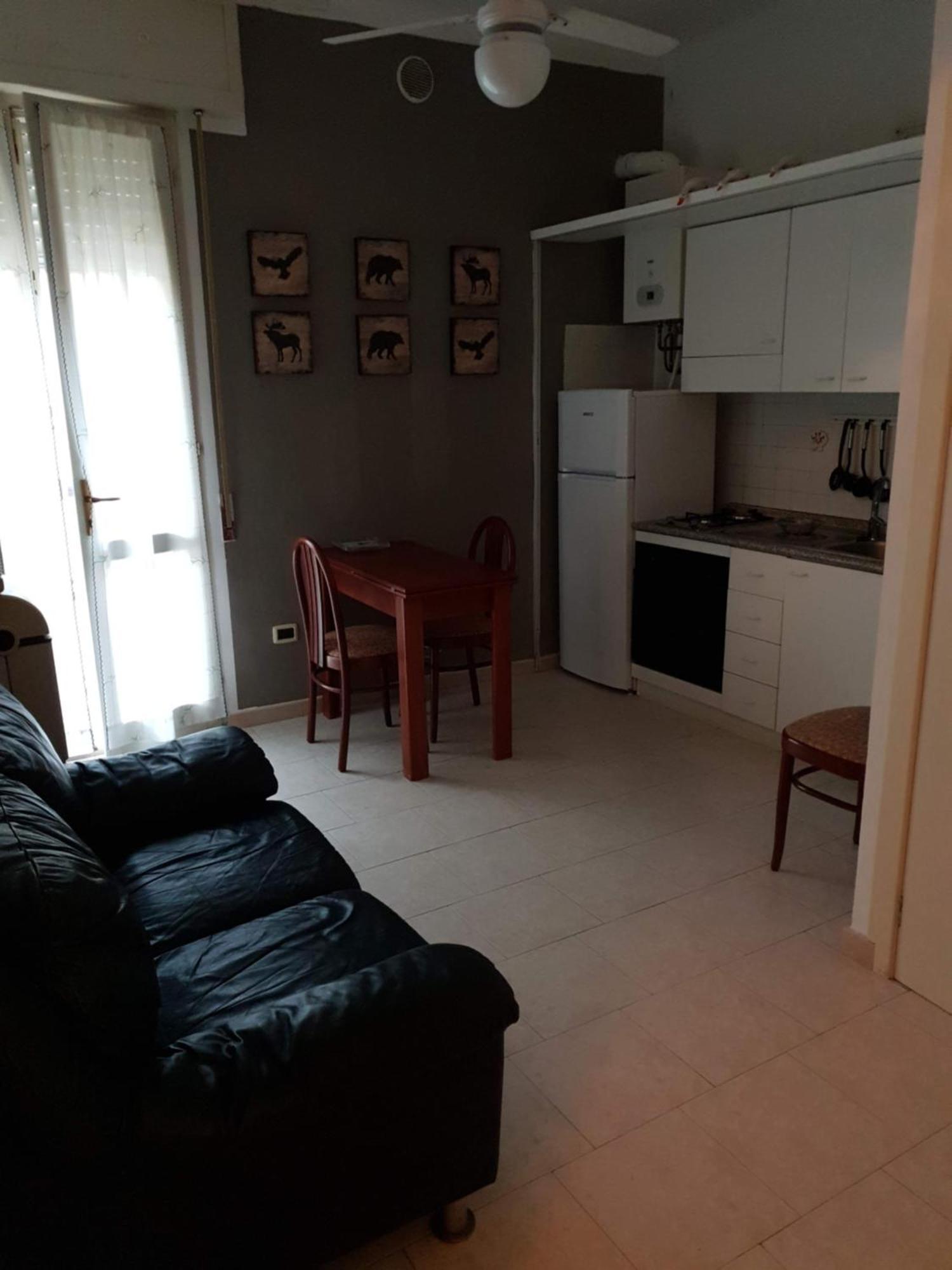 بيزارو Residence Appartamenti Casa Vacanze Abbazia المظهر الخارجي الصورة