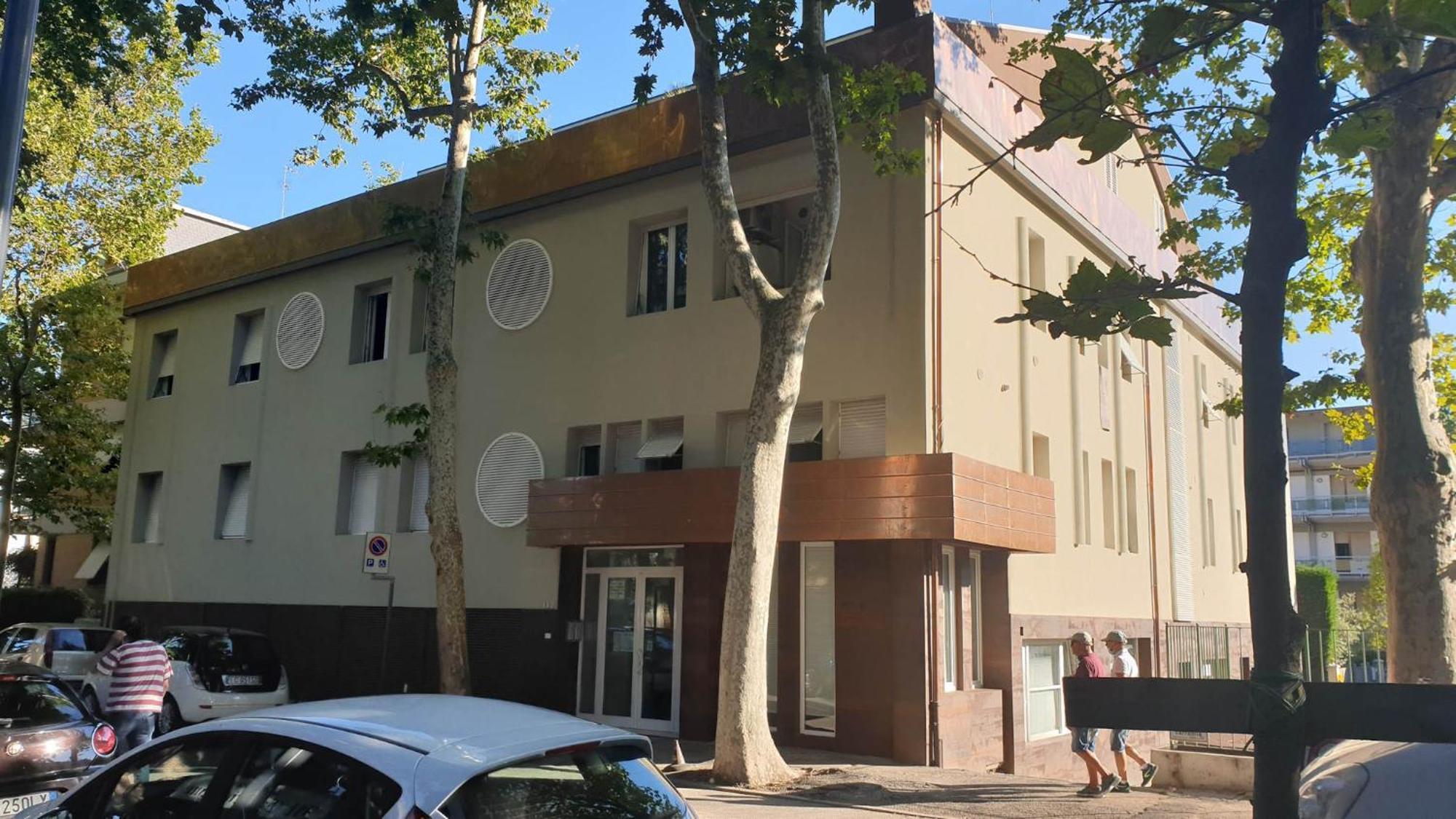 بيزارو Residence Appartamenti Casa Vacanze Abbazia المظهر الخارجي الصورة
